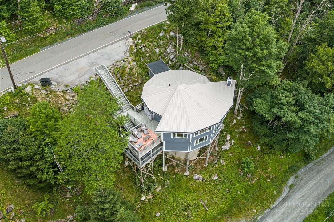 128 Village Road Beech Mountain, NC 28604 - Photo 29 of 32