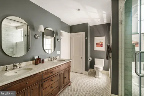 $2,295,000 | 2127 Delancey Place, Philadelphia, PA 19103