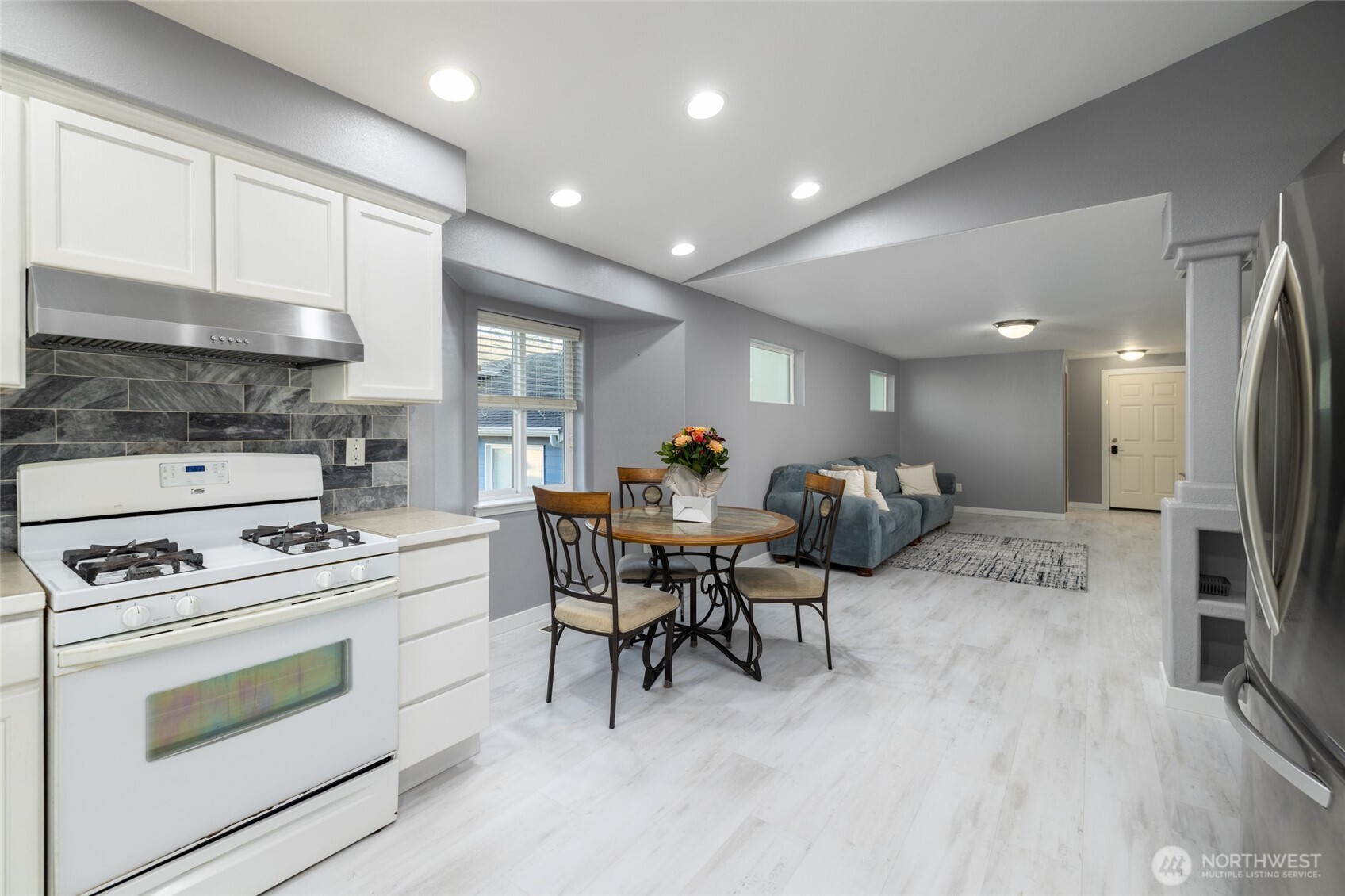 250 Dallas Street Mount Vernon, WA 98274 - Photo 15 of 33