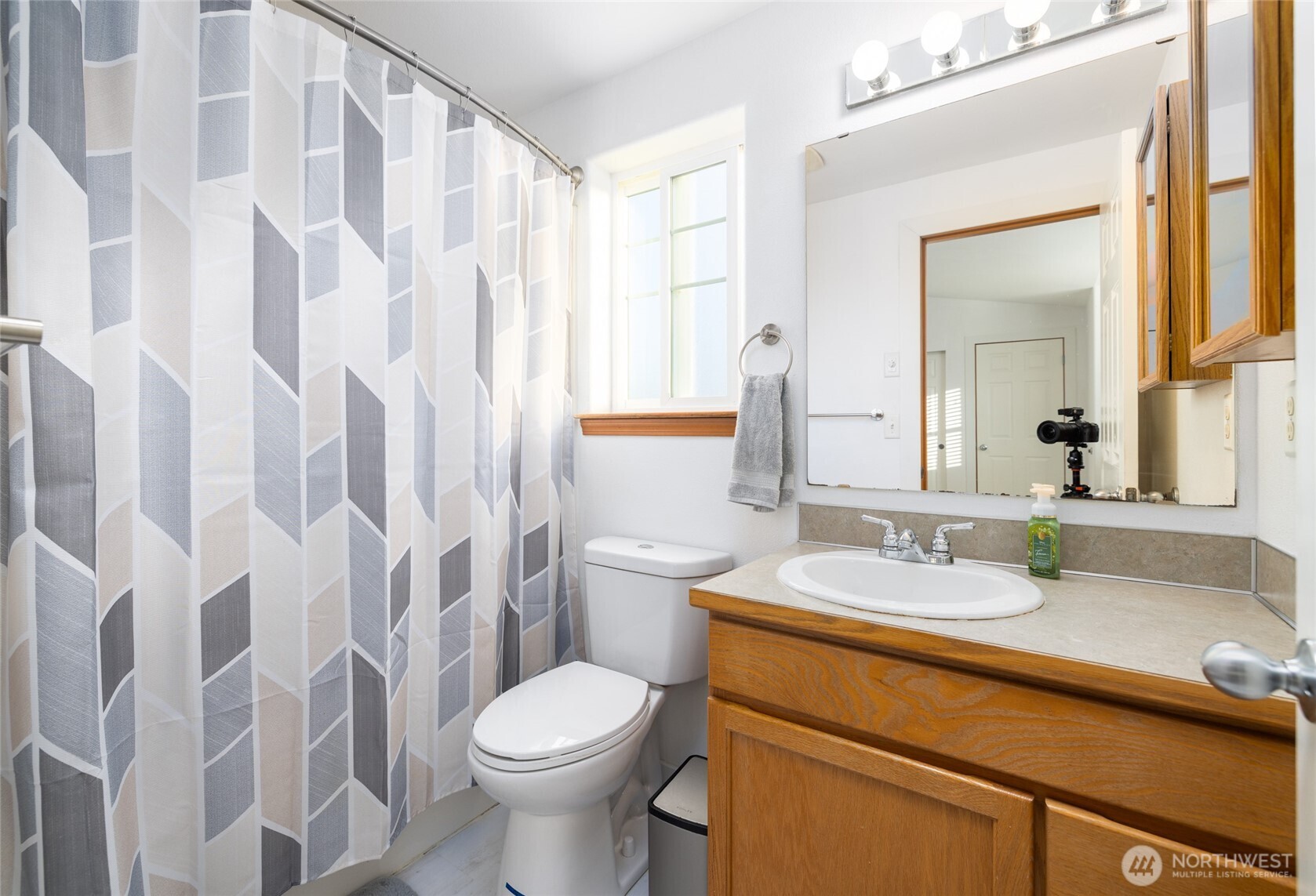 250 Dallas Street Mount Vernon, WA 98274 - Photo 22 of 33