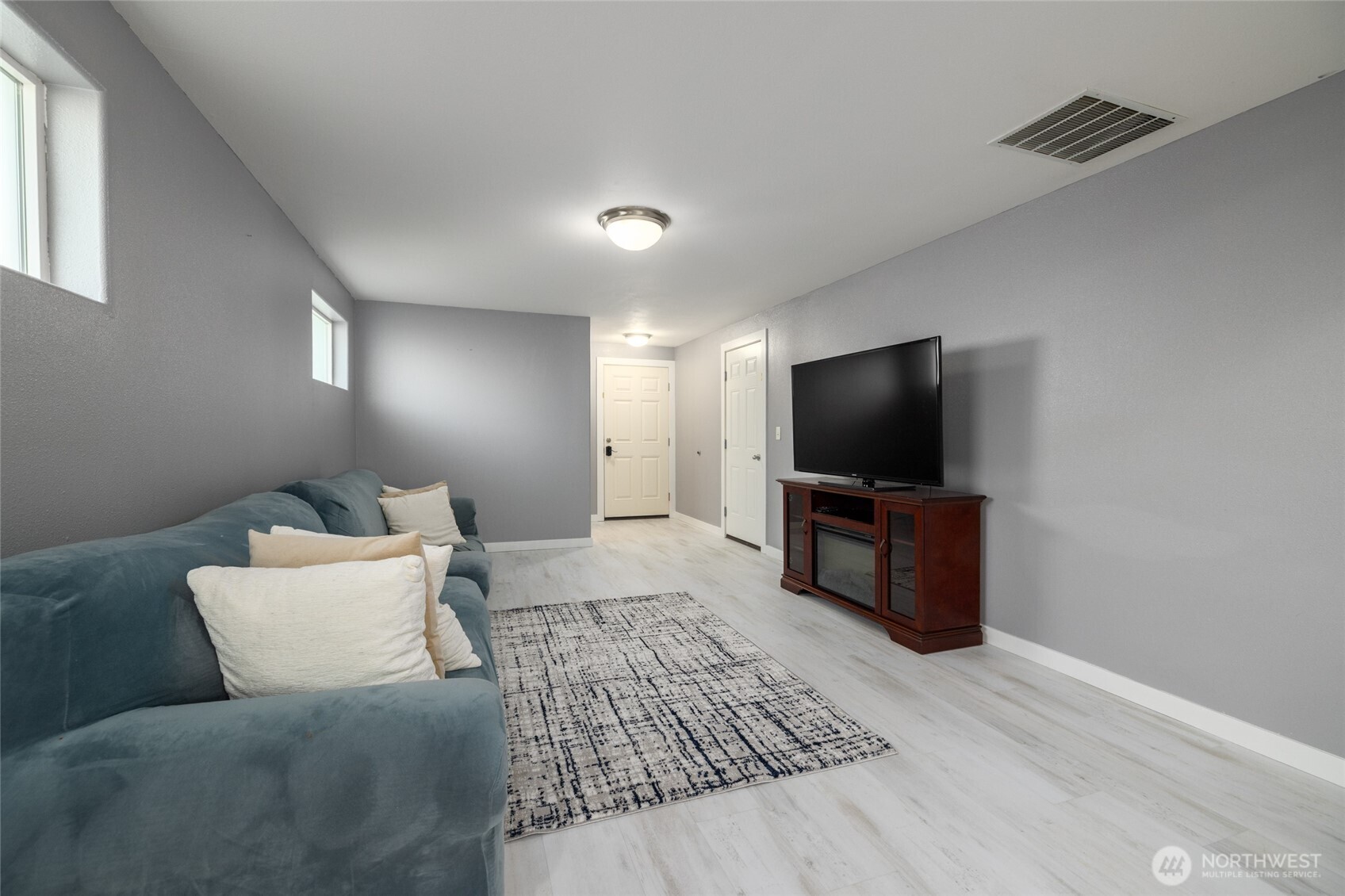 250 Dallas Street Mount Vernon, WA 98274 - Photo 10 of 33