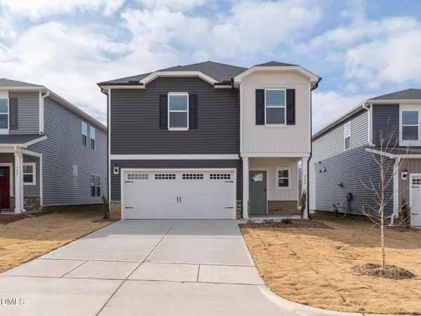 $2,295 | 924 Grand Mesa Drive, Garner, NC 27529
