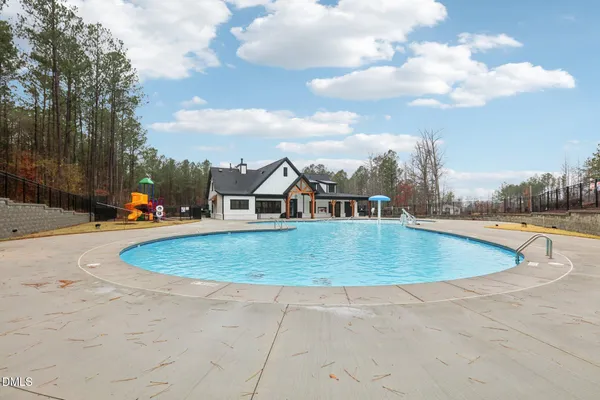 $2,295 | 924 Grand Mesa Drive, Garner, NC 27529