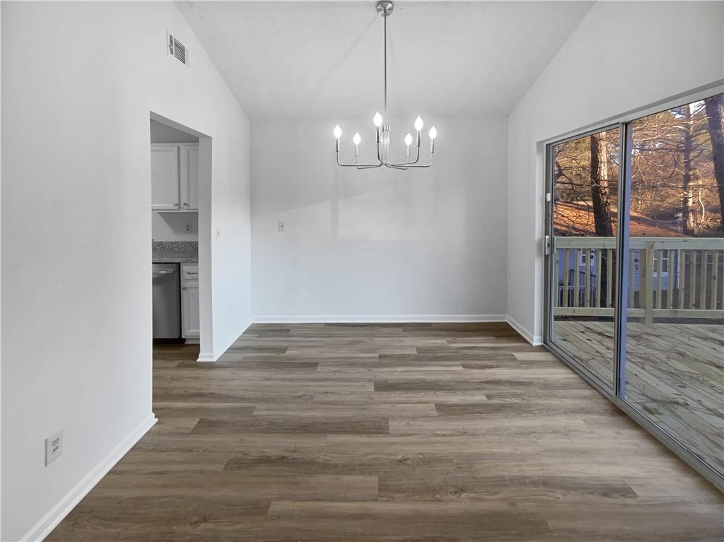 587 Tarragon Way Southwest Atlanta, GA 30331 - Photo 8 of 23