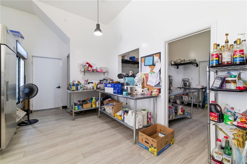 1219 Merchant Street Ambridge, PA 15003 - Photo 14 of 32