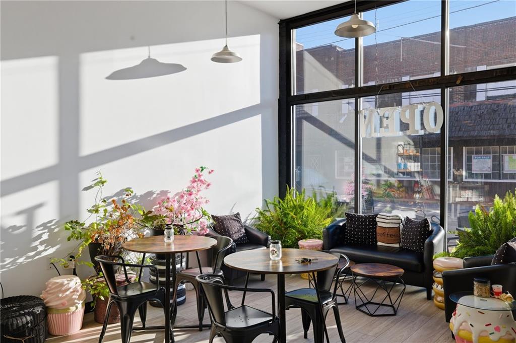 1219 Merchant Street Ambridge, PA 15003 - Photo 7 of 32