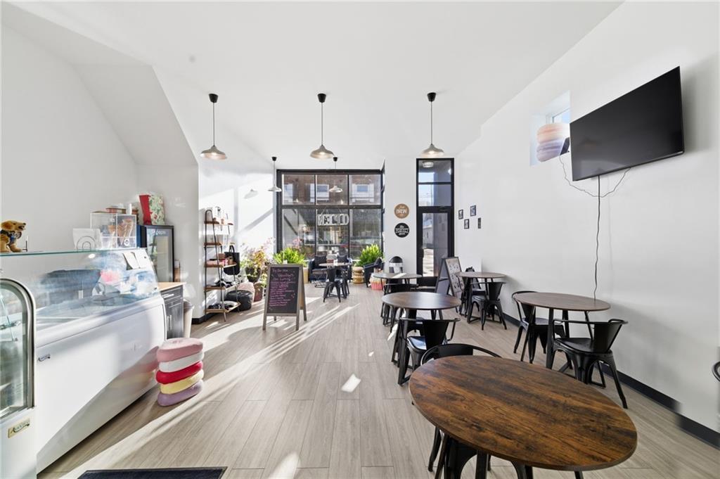 1219 Merchant Street Ambridge, PA 15003 - Photo 10 of 32