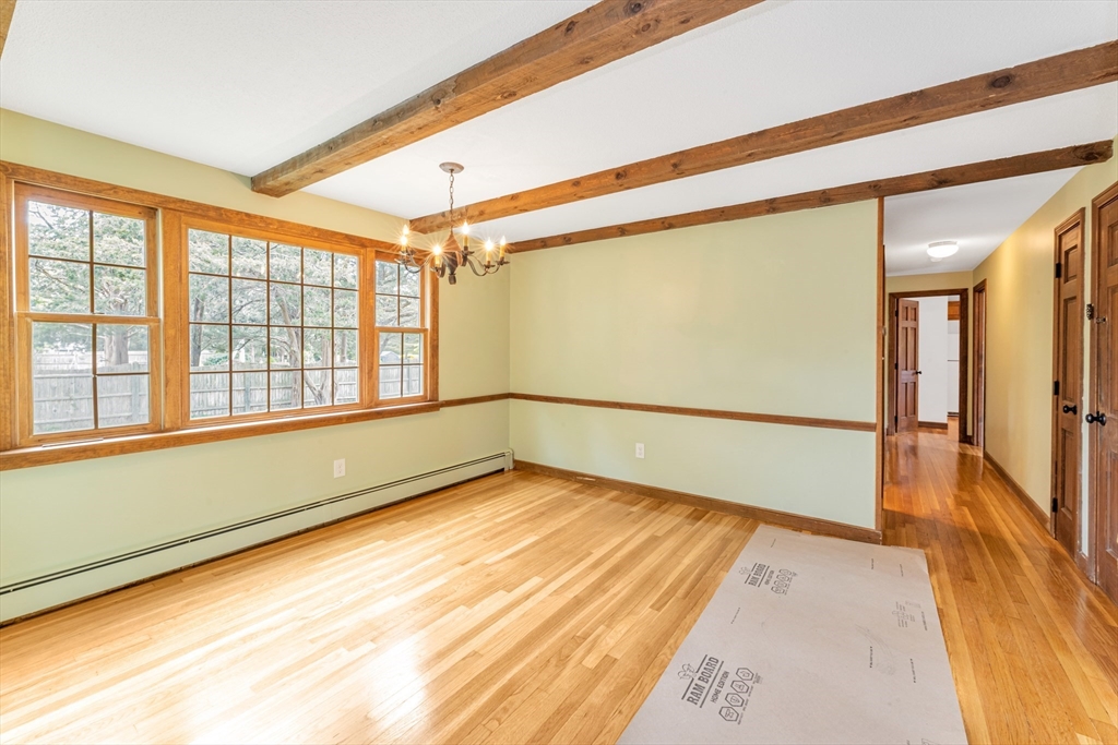 43 Cedar Acres Road Marshfield, MA 02050 - Photo 5 of 42 Gallery Image 5