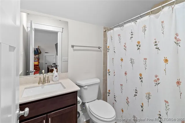 $460,000 | 1423 Creekwood Road, Hope Mills, NC 28348