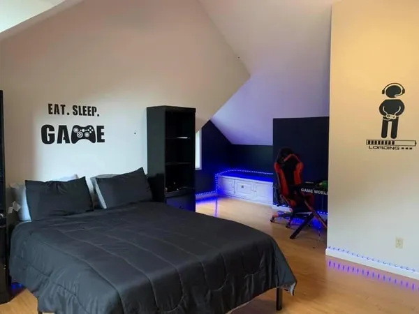 $595,000 | 24 Lakeview Drive, Lexington, MO 64067