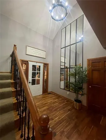 $595,000 | 24 Lakeview Drive, Lexington, MO 64067