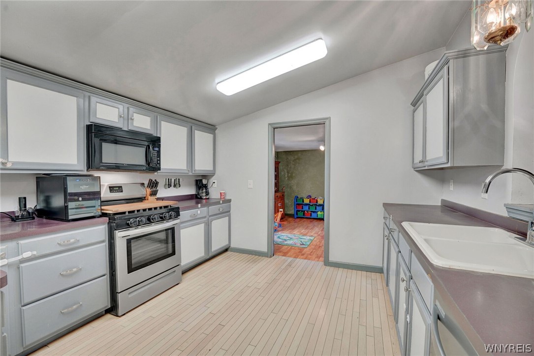 5324 Gooseneck Road Ashford, NY 14171 - Photo 12 of 38