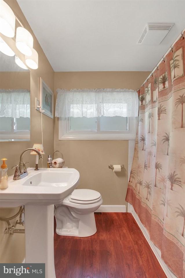 717 Gunnison Road York, PA 17404 - Photo 16 of 25