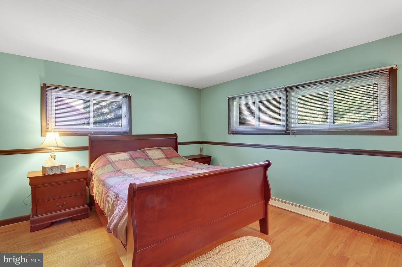 717 Gunnison Road York, PA 17404 - Photo 10 of 25