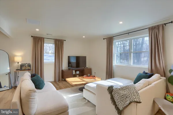 $456,000 | 1924 Sand Hill Road, Hershey, PA 17033