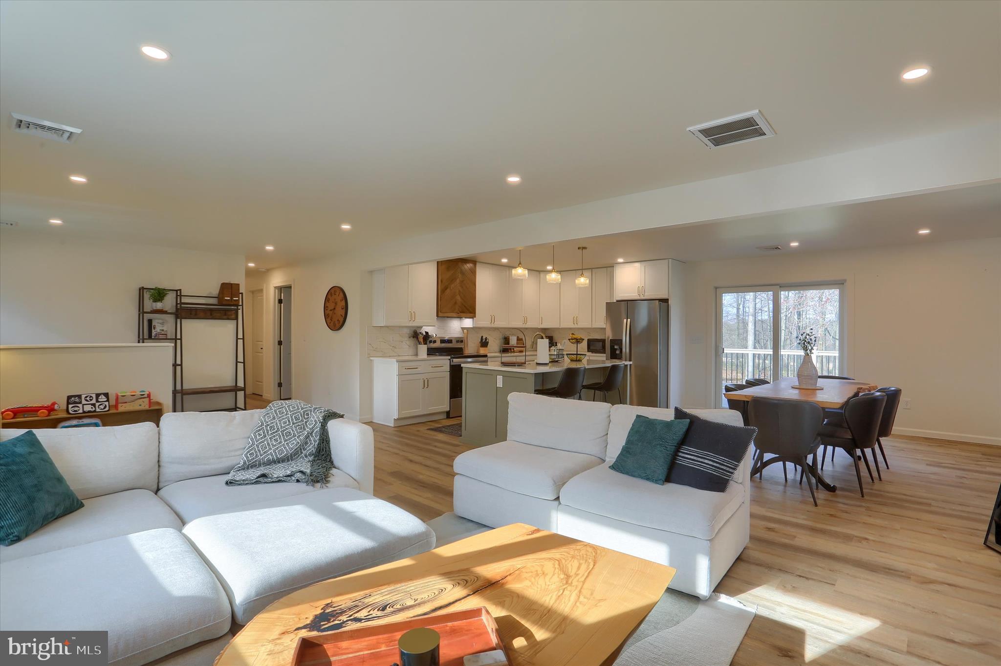 1924 Sand Hill Road Hershey, PA 17033 - Photo 6 of 28