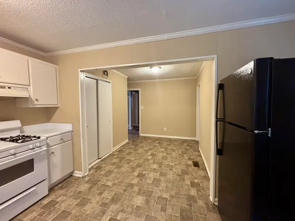 $1,325 | 3212 Sycamore Drive, Augusta, GA 30909