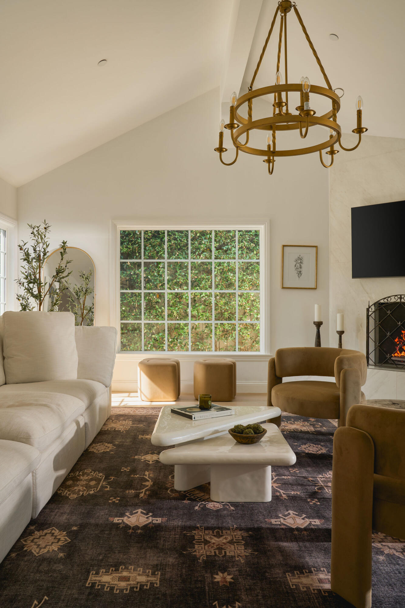 627 Romero Canyon Road Montecito, CA 93108 - Photo 9 of 44 Family Room