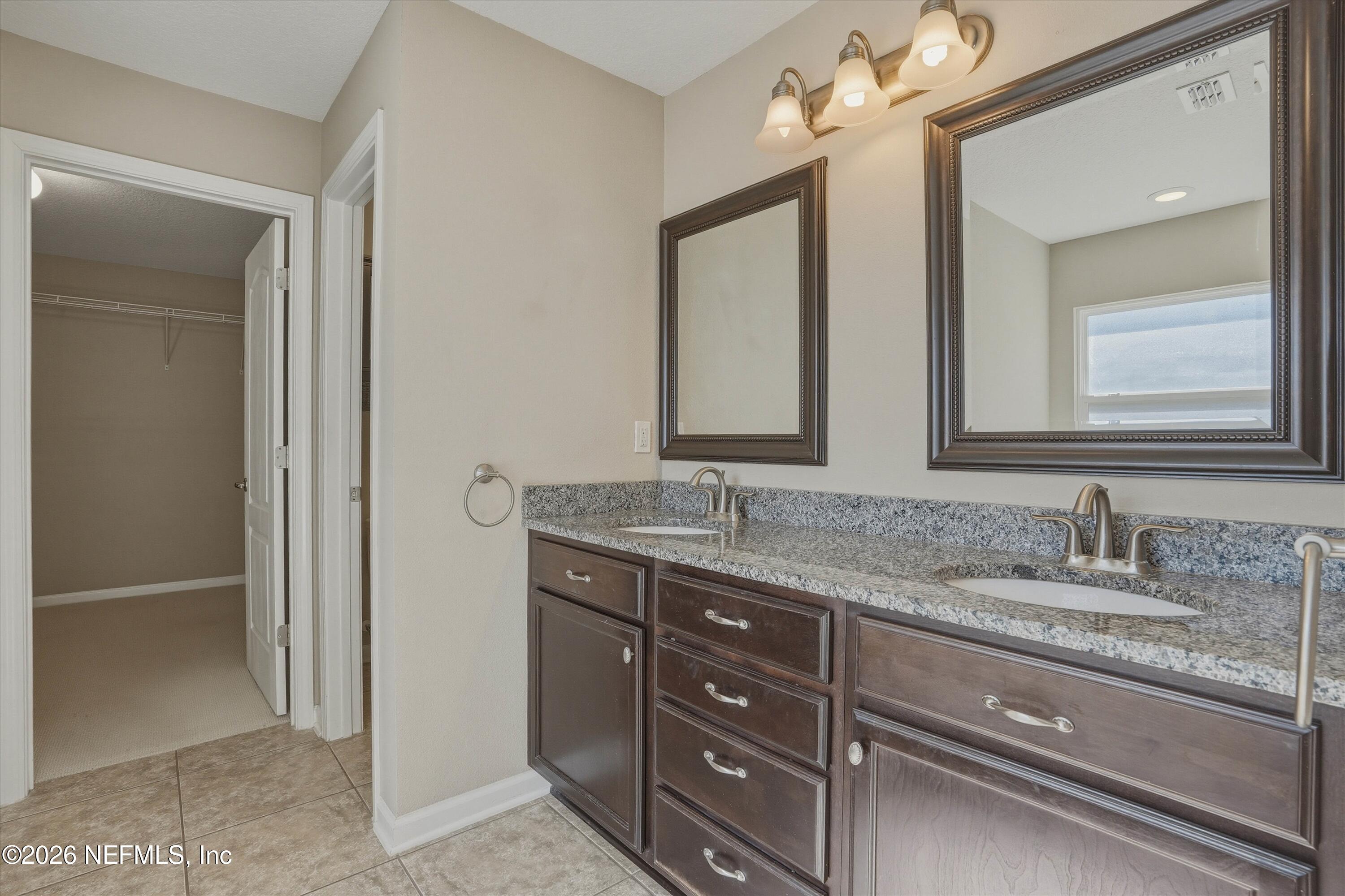 3908 Pipit Point Middleburg, FL 32068 - Photo 17 of 50 17-Primary Bathroom