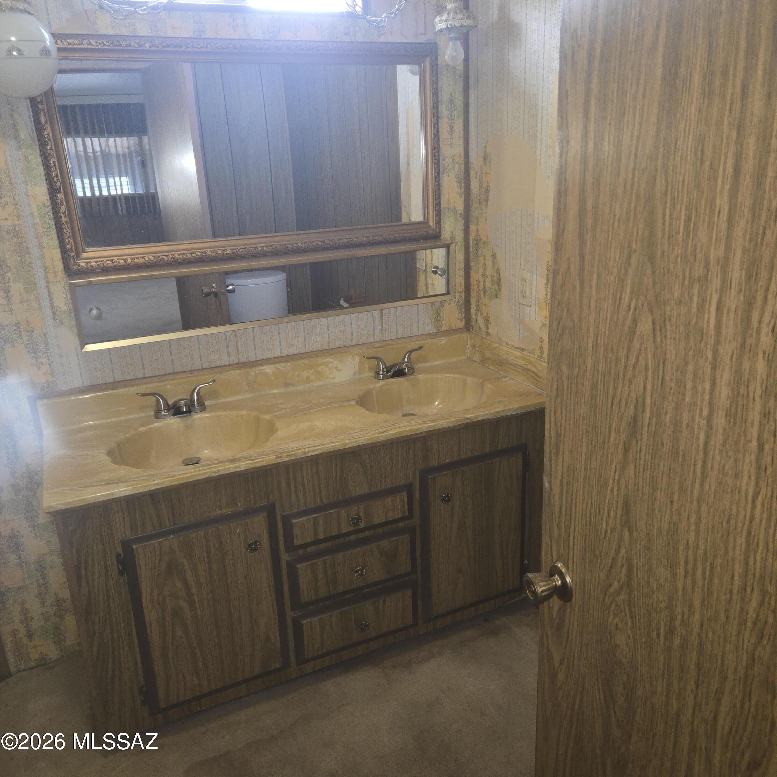 5976 West Rafter Cir Street Tucson, AZ 85713 - Photo 16 of 32 Master Bath