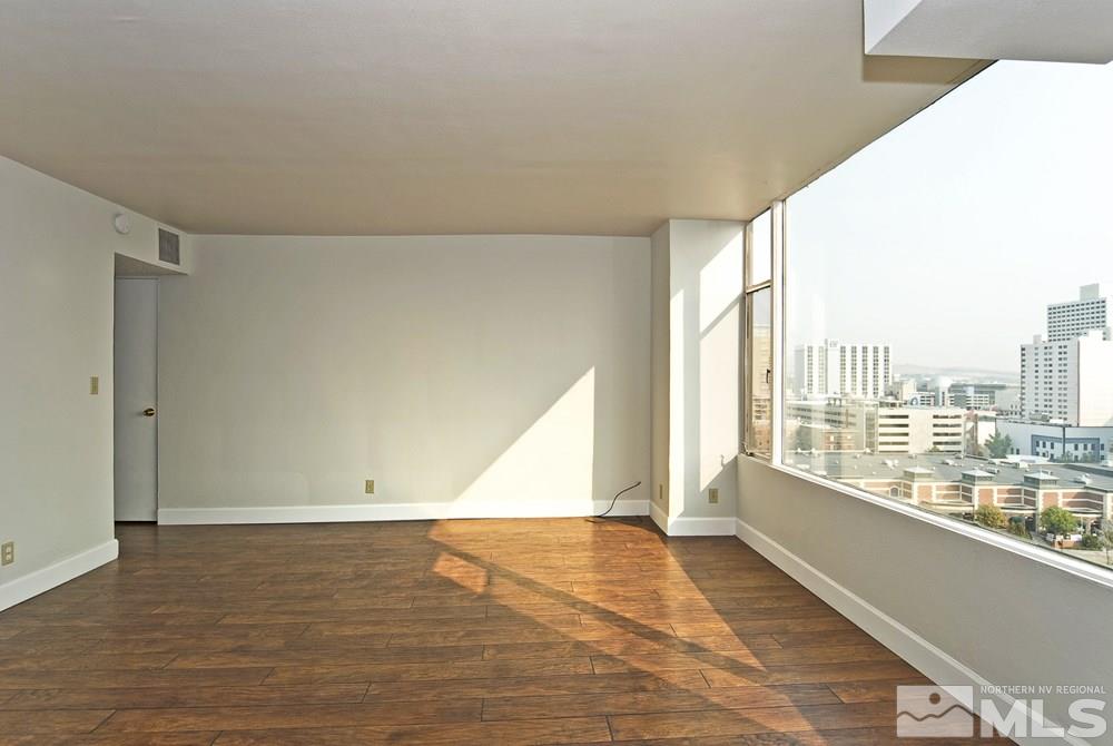 280 Island Avenue, Unit 1406 Reno, NV 89501 - Photo 5 of 38 Photo 5