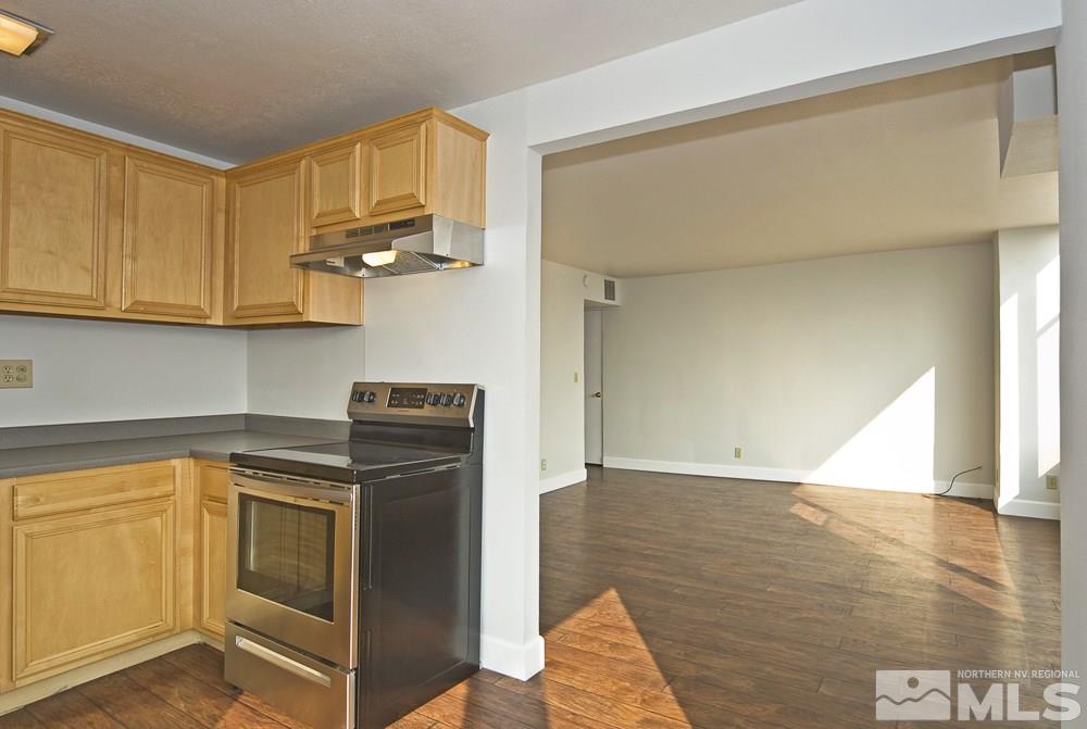 280 Island Avenue, Unit 1406 Reno, NV 89501 - Photo 10 of 38 Photo 10