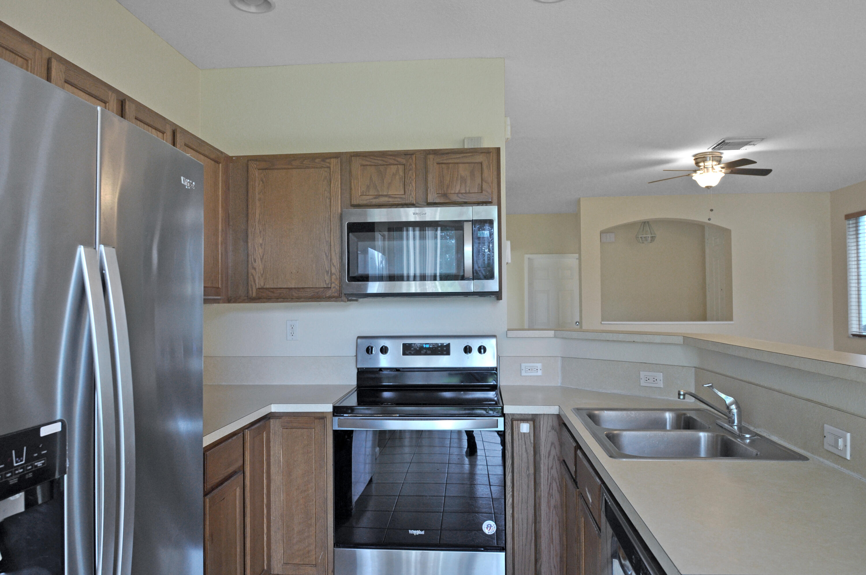 3179 Laurel Ridge Circle Riviera Beach, FL 33404 - Photo 11 of 35 DSC_0011-1