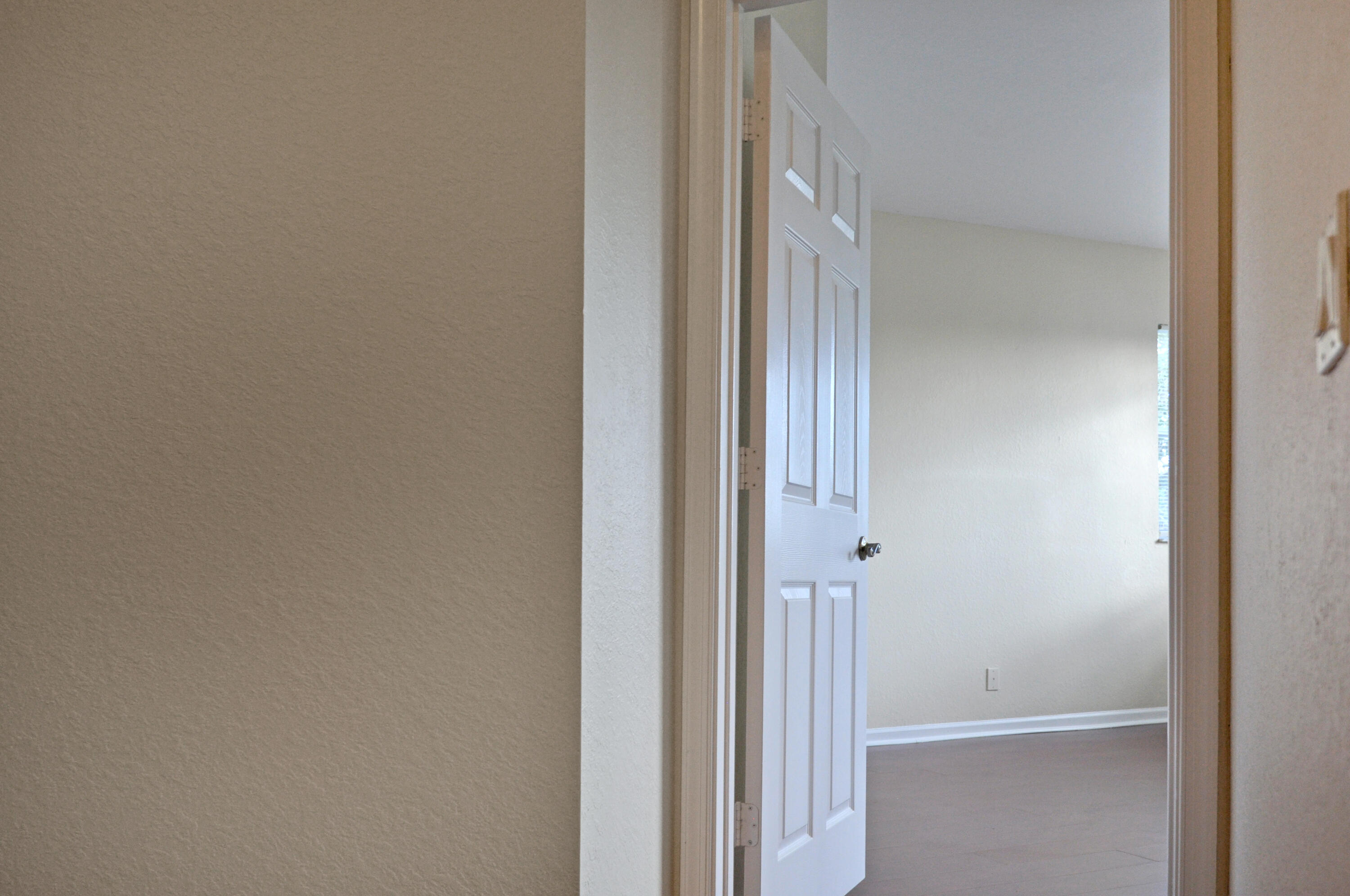 3179 Laurel Ridge Circle Riviera Beach, FL 33404 - Photo 19 of 35 DSC_0019-1