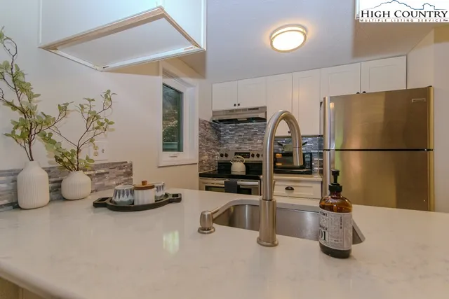 $150,000 | 144 South Slope Loop, Unit 1, Banner Elk, NC 28604