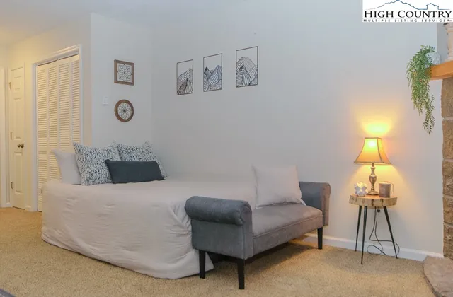 $150,000 | 144 South Slope Loop, Unit 1, Banner Elk, NC 28604