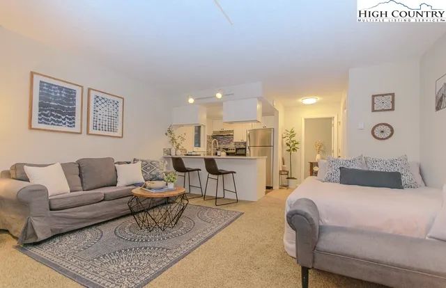 $150,000 | 144 South Slope Loop, Unit 1, Banner Elk, NC 28604