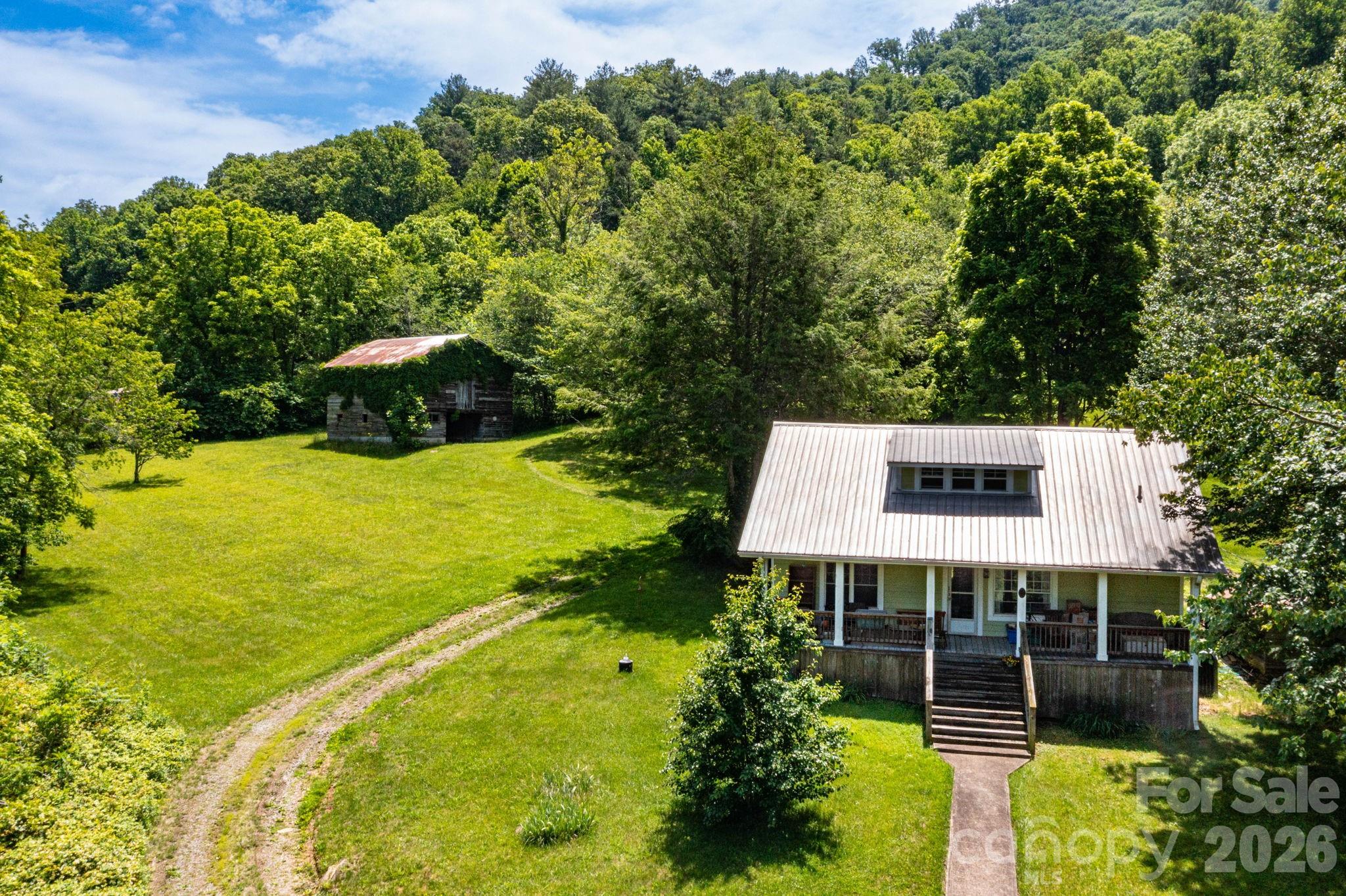 329 North Fork Road Barnardsville, NC 28709 - Photo 2 of 33