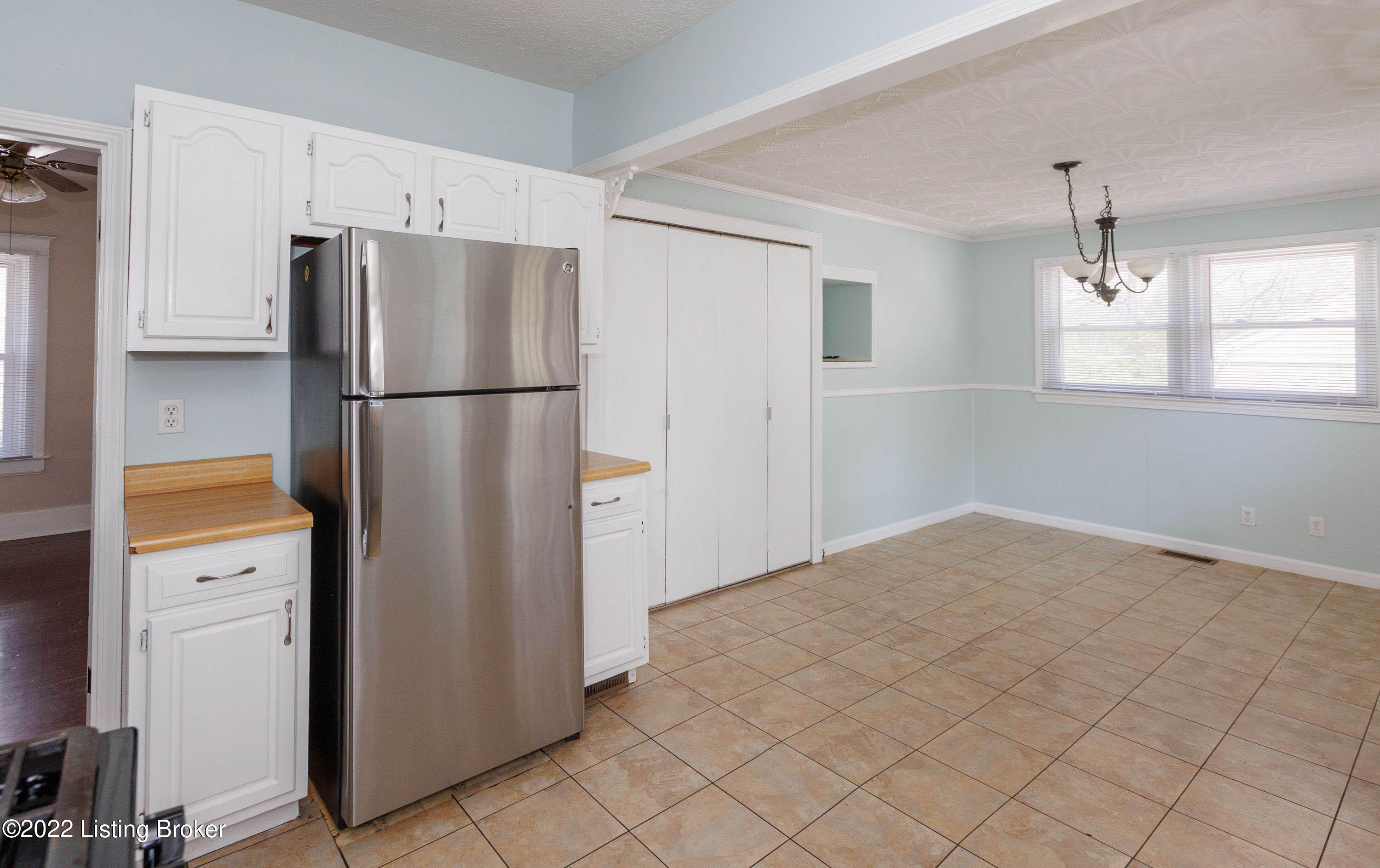 605 Edith Road Louisville, KY 40206 - Photo 14 of 38 014