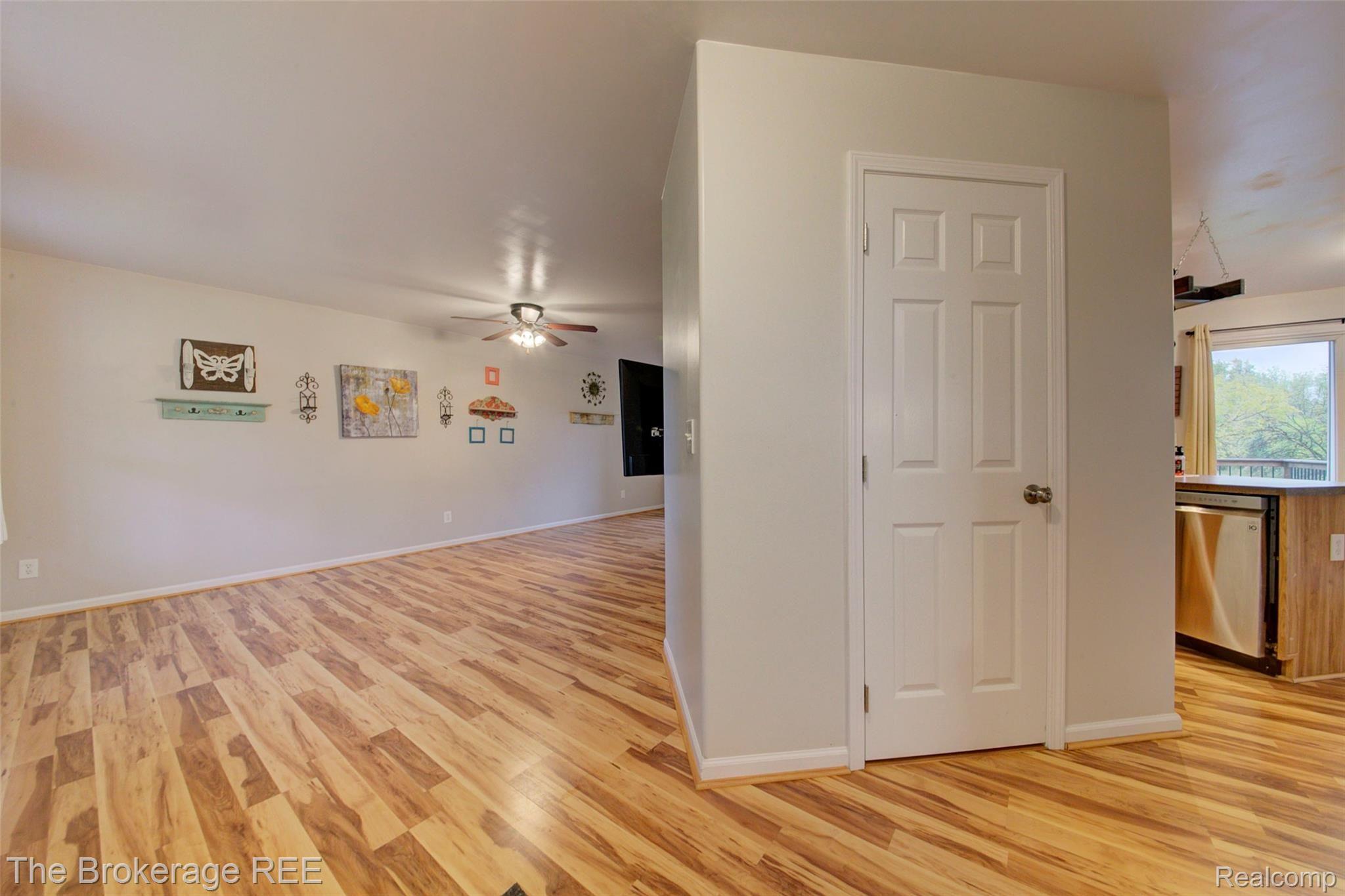 1639 Bowers Road Lapeer, MI 48446 - Photo 11 of 59 930A8136_7_8.jpg