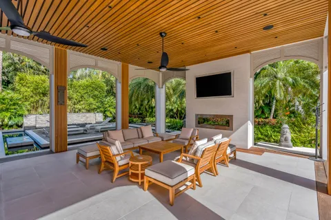 $16,000,000 | 12218 Tillinghast Circle, Palm Beach Gardens, FL 33418