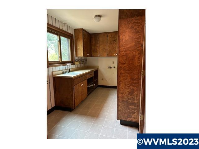 283 Northwest Reed Lane Dallas, OR 97338 - Photo 24 of 28