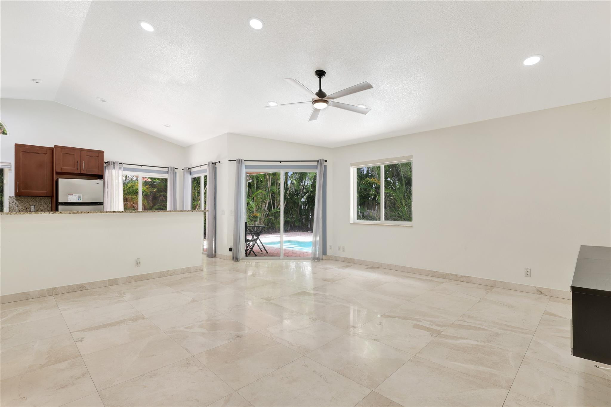 1515 Garden Road Weston, FL 33326 - Photo 13 of 55 Photo 13
