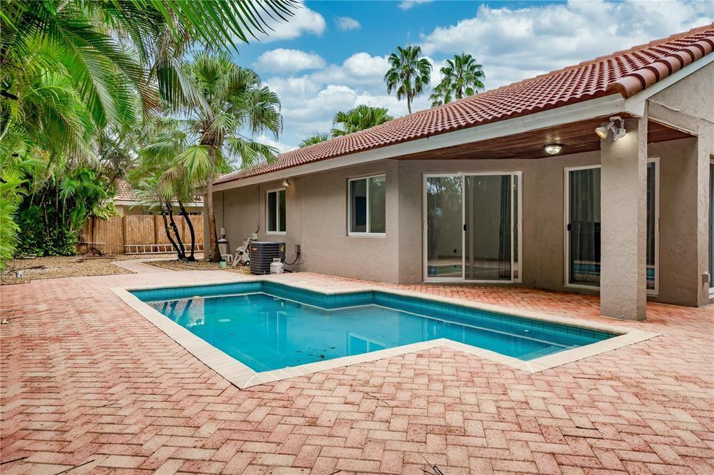1515 Garden Road Weston, FL 33326 - Photo 27 of 55 Private RESURFACED Pool