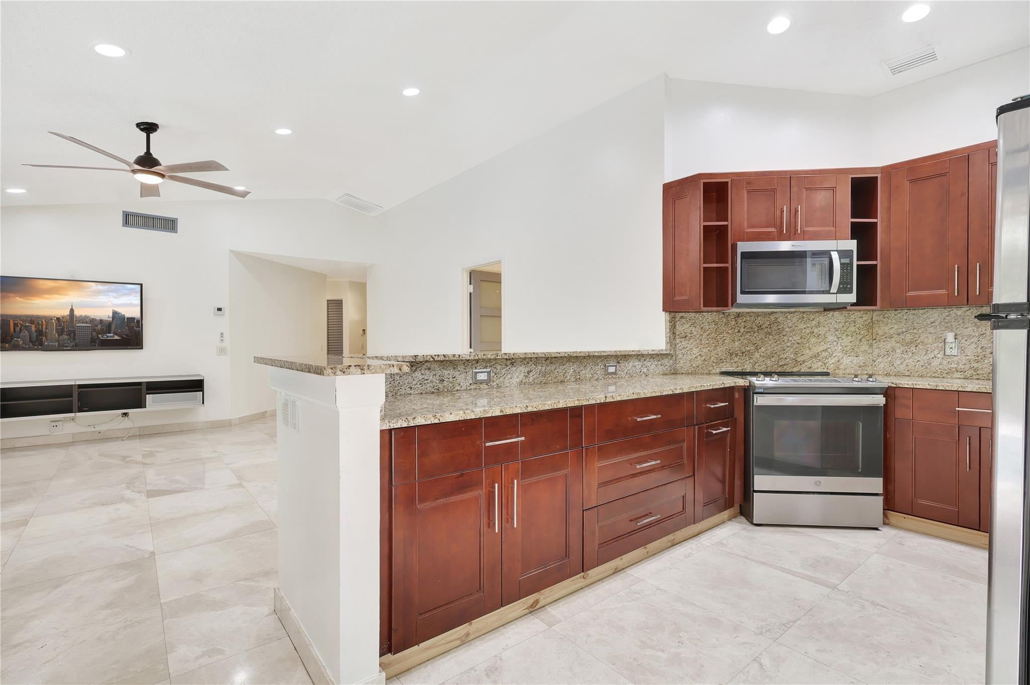 1515 Garden Road Weston, FL 33326 - Photo 5 of 55 Photo 5