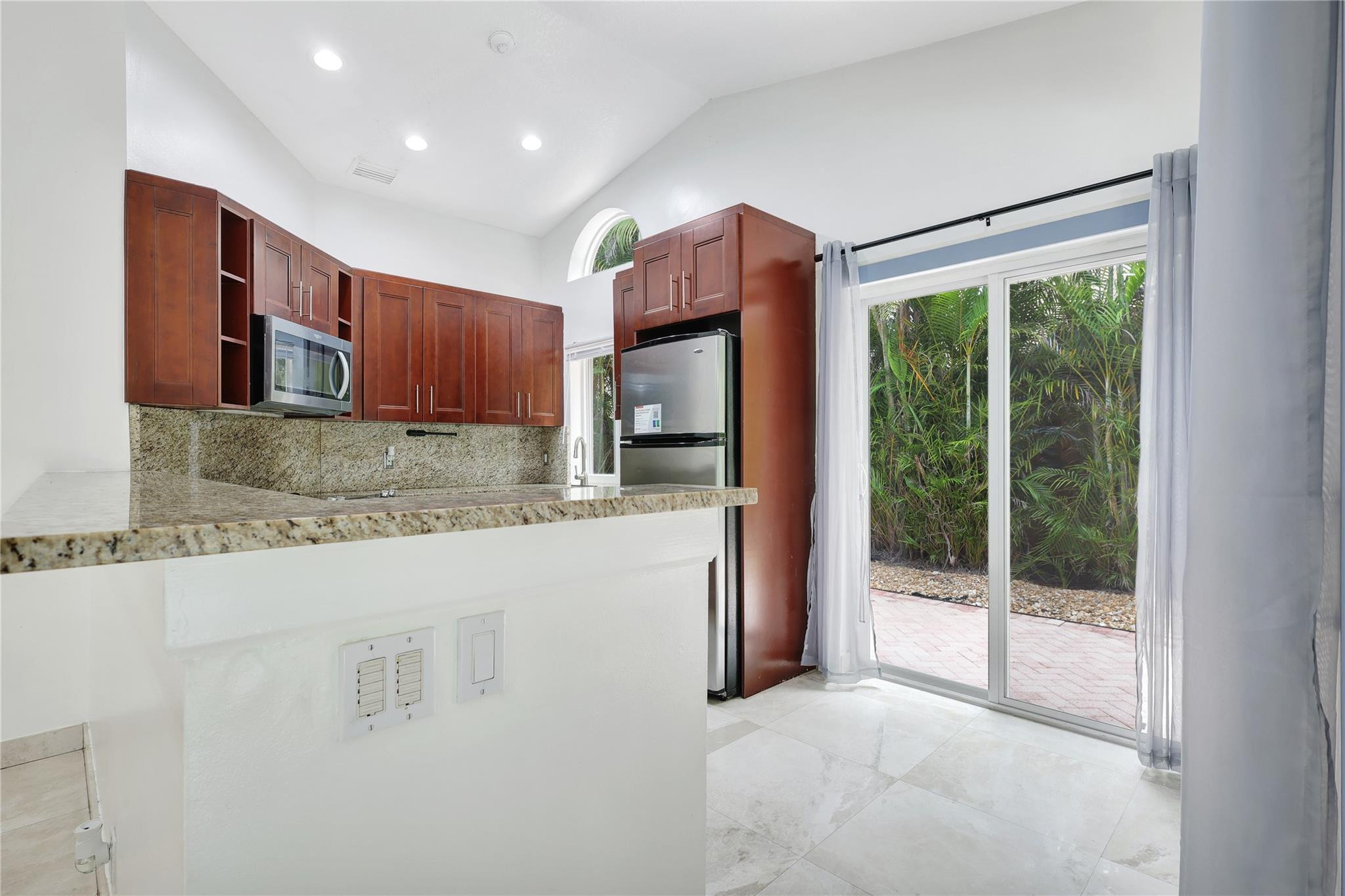 1515 Garden Road Weston, FL 33326 - Photo 9 of 55 Photo 9