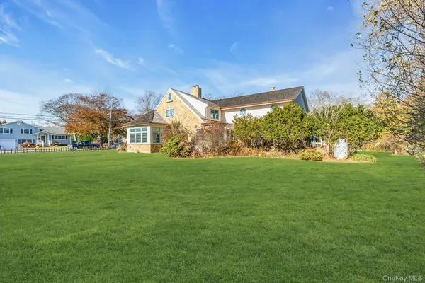 $1,995,000 | 249 Gerritsen Avenue, Bayport, NY 11705