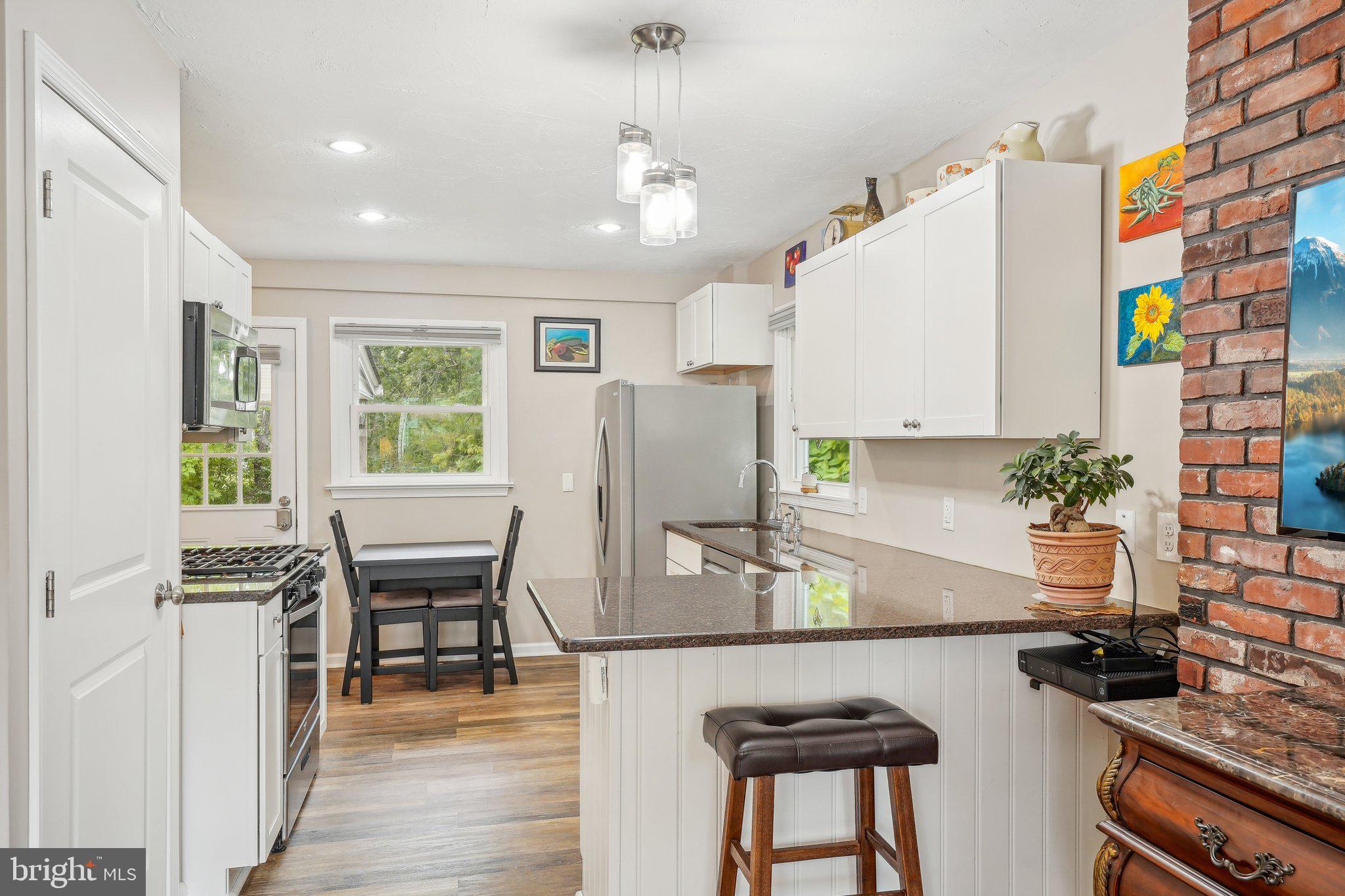 533 Winding Road Lansdale, PA 19446 - Photo 8 of 28 Gallery Image 8