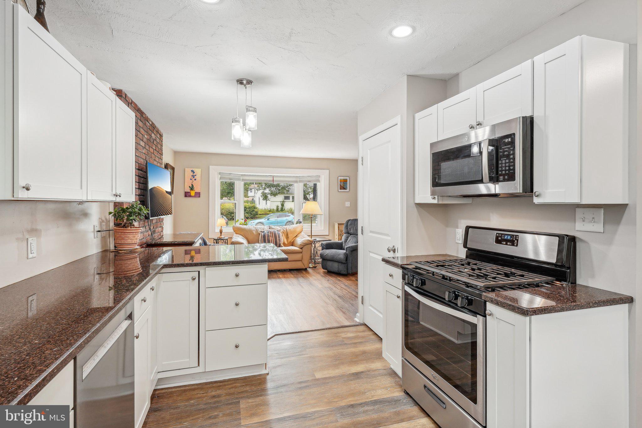 533 Winding Road Lansdale, PA 19446 - Photo 10 of 28 Gallery Image 10