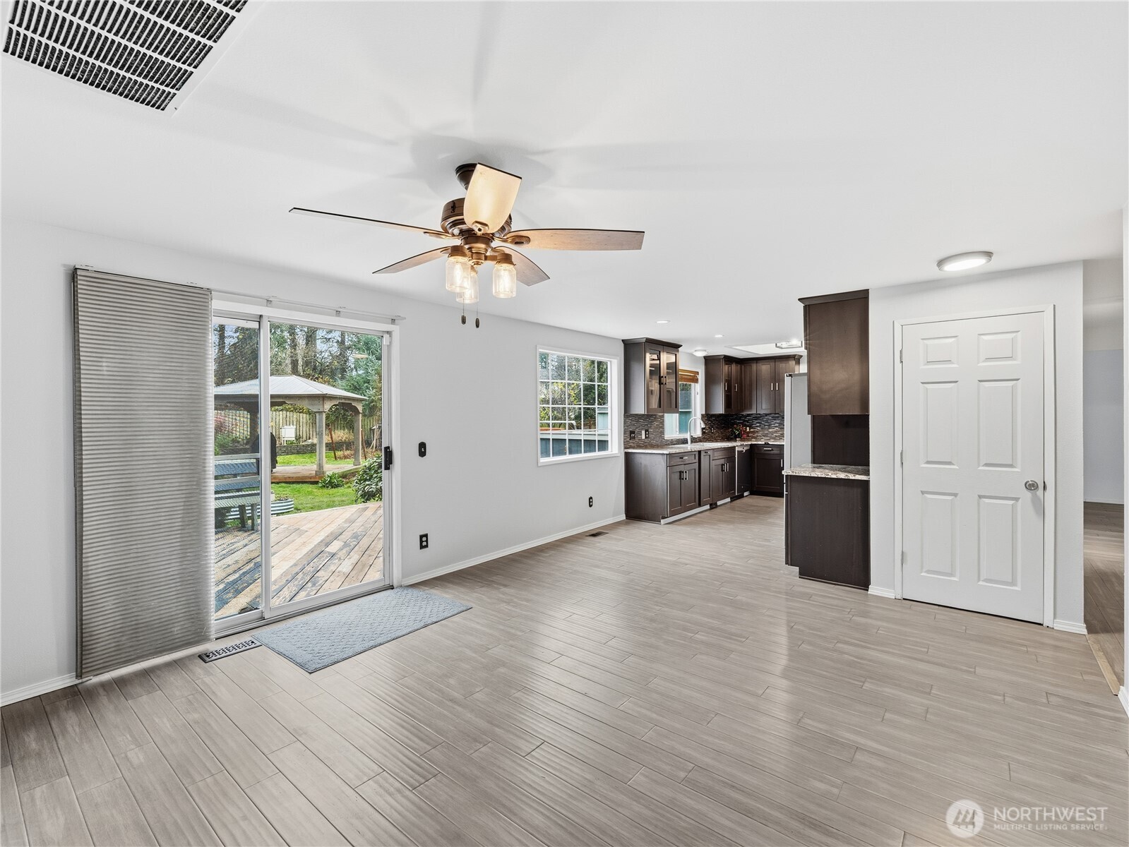 1857 North Cutter Place Oak Harbor, WA 98277 - Photo 13 of 40