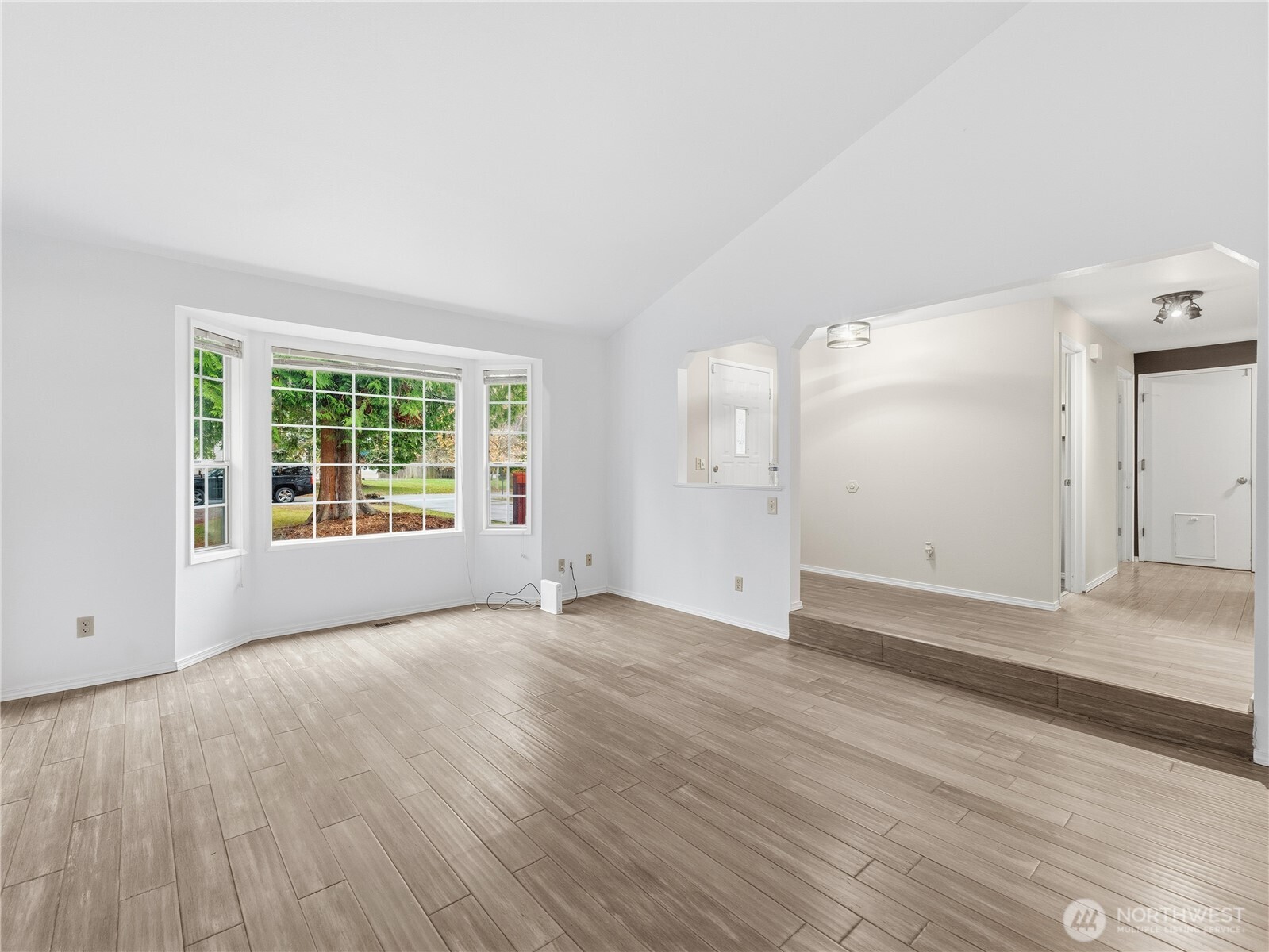 1857 North Cutter Place Oak Harbor, WA 98277 - Photo 4 of 40