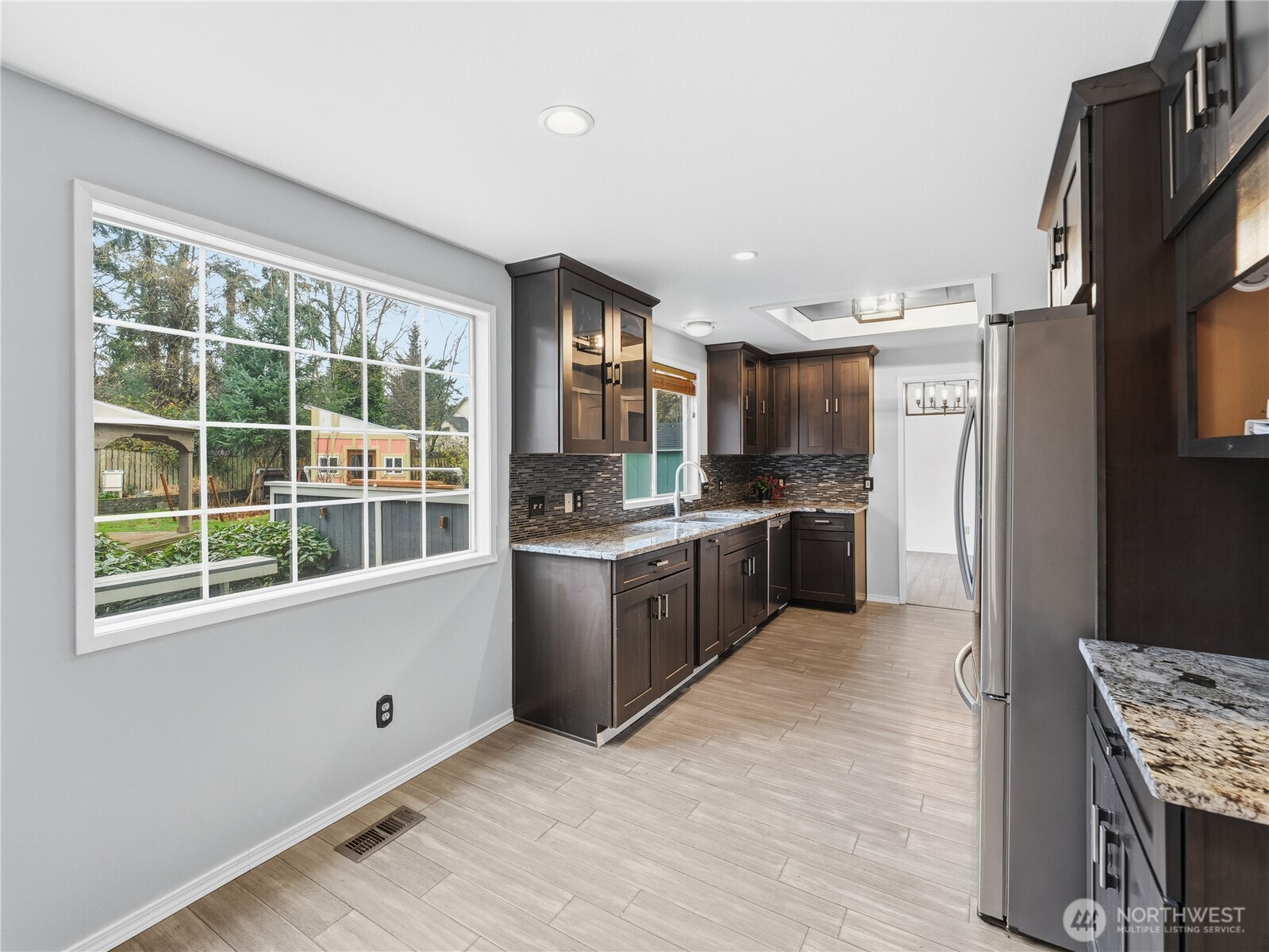 1857 North Cutter Place Oak Harbor, WA 98277 - Photo 10 of 40