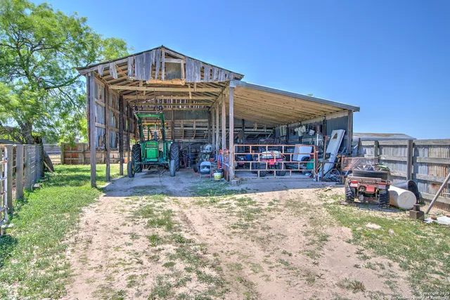 $1,538,000 | 4003 Fm 1349, Beeville, TX 78102
