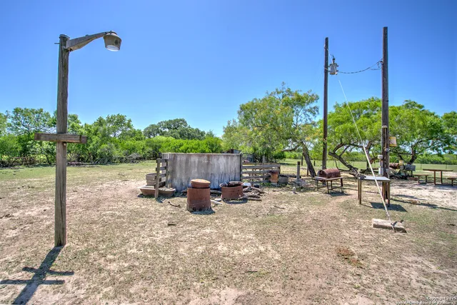 $1,538,000 | 4003 Fm 1349, Beeville, TX 78102