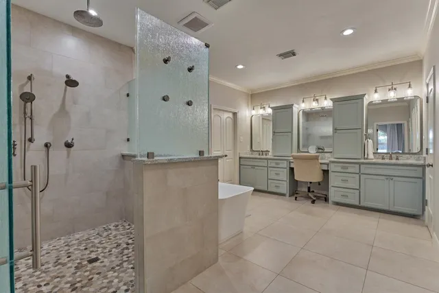 $1,575,000 | 11364 Majestic Drive, Montgomery, TX 77316