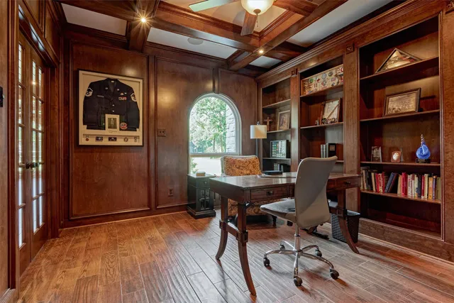 $1,575,000 | 11364 Majestic Drive, Montgomery, TX 77316